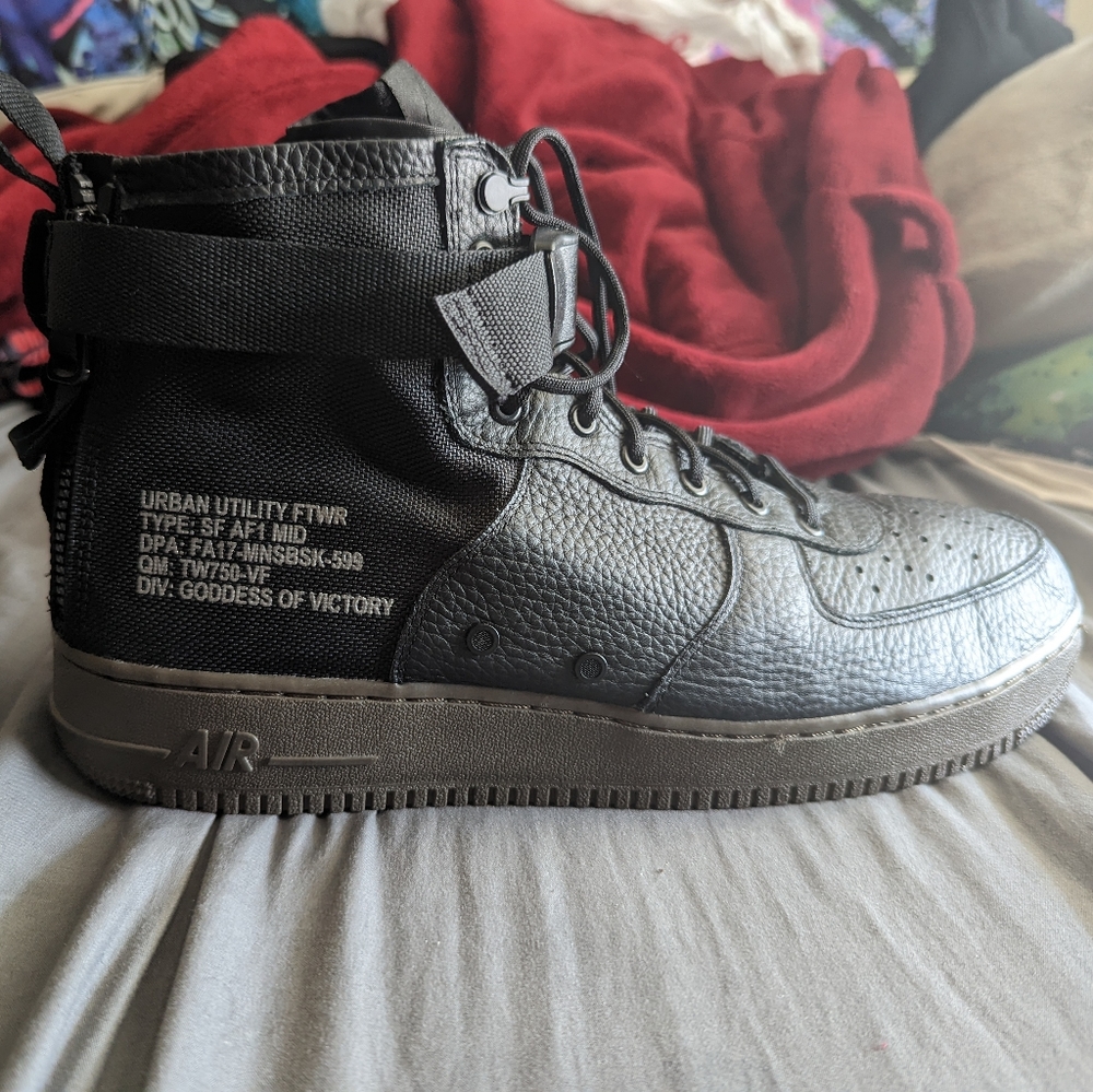 ARMY STYLE Nike AF1 Urban Utility Goddess of Victory